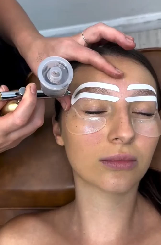 What Is Brow Tint