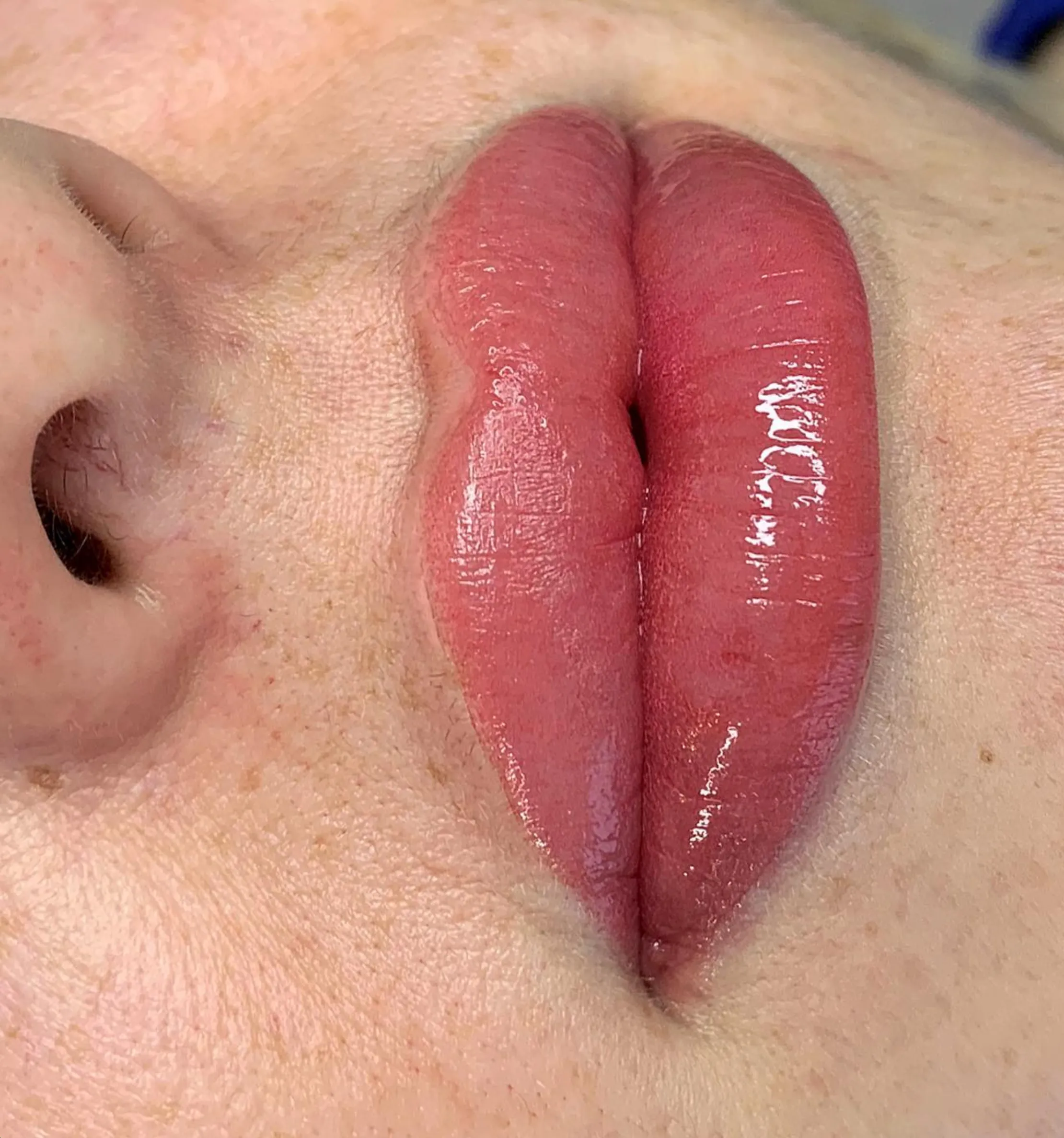 lip blush tattoo vs permanent lip tint